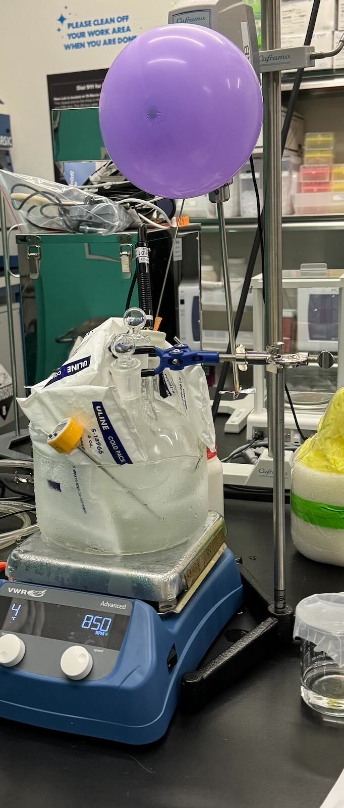 Nanoparticle synthesis glassware operating beneath an argon balloon